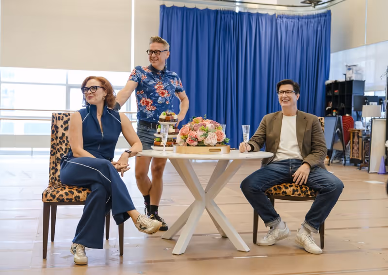 Exclusive: Inside Rehearsals for the DEATH BECOMES HER National Tour Image