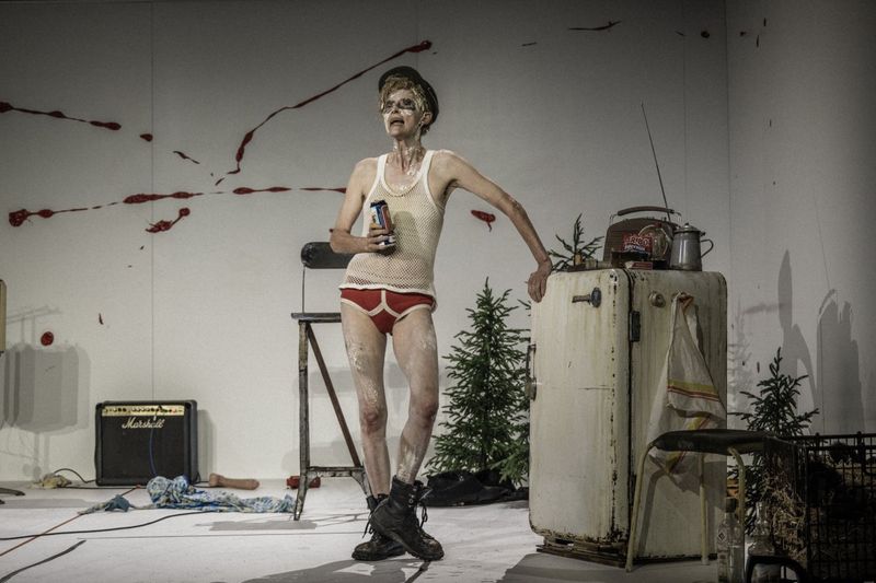 Review: MAN TO MAN, Royal Court Image