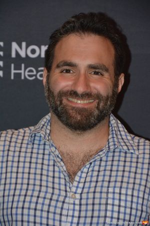Scott Weinstein @ BroadwayWorld Scott Weinstein Photo
