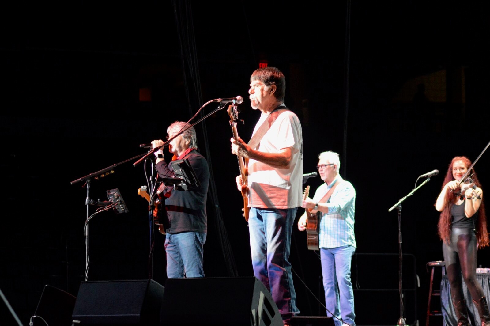 Photo Review: Alabama: Live In Concert — photo 1 of 23