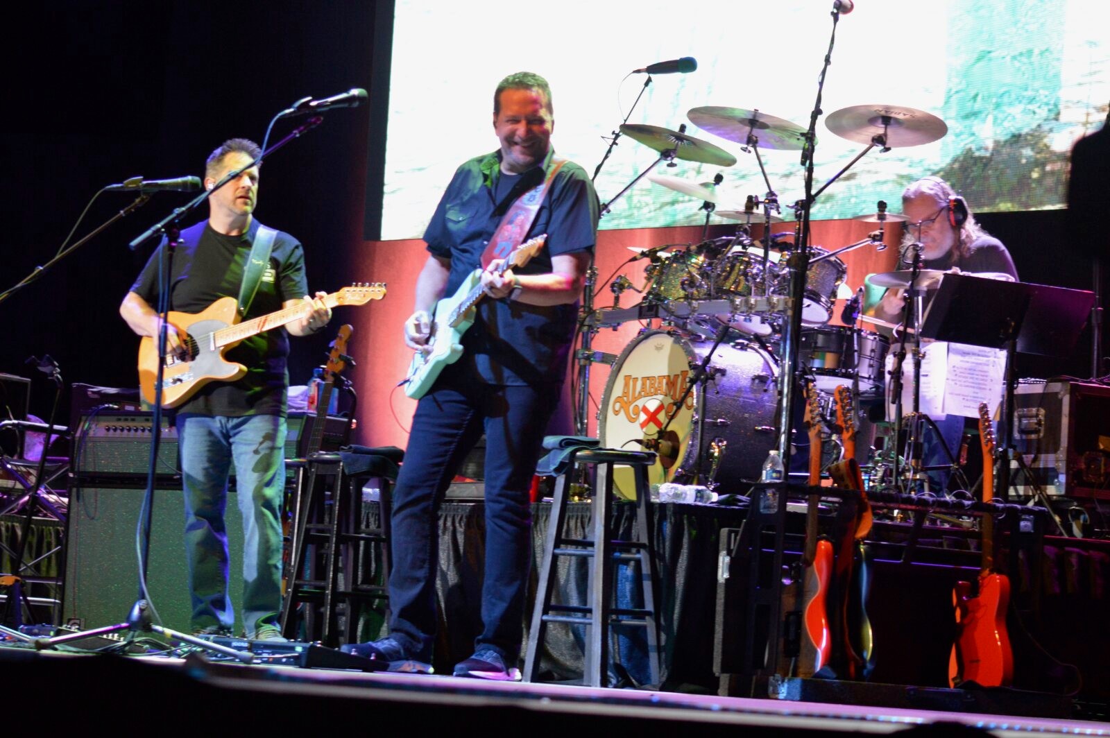 Photo Review: Alabama: Live In Concert — photo 8 of 23
