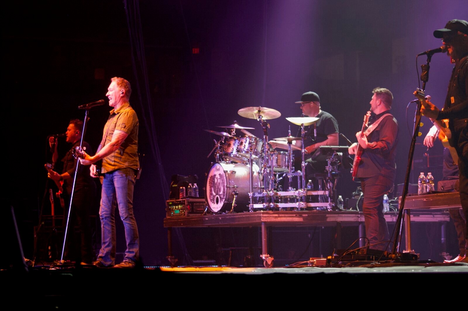 Photo Review: Craig Morgan — photo 1 of 36