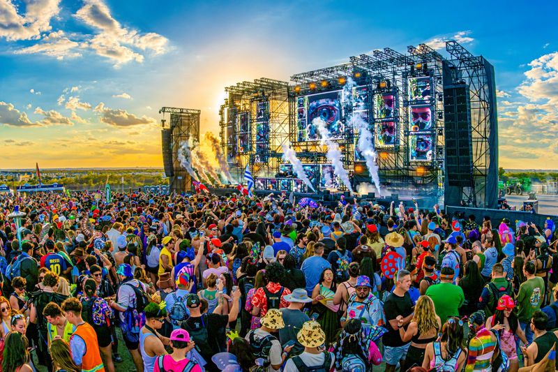 Photos: FREAKY DEAKY NOLA Adds 15 Artists to The Crypt Stage — photo 18 of 25