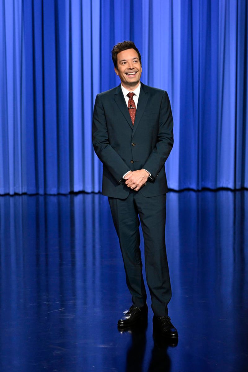Photos: THE TONIGHT SHOW features Salma Hayek Pinault, Becky G — photo 1 of 5