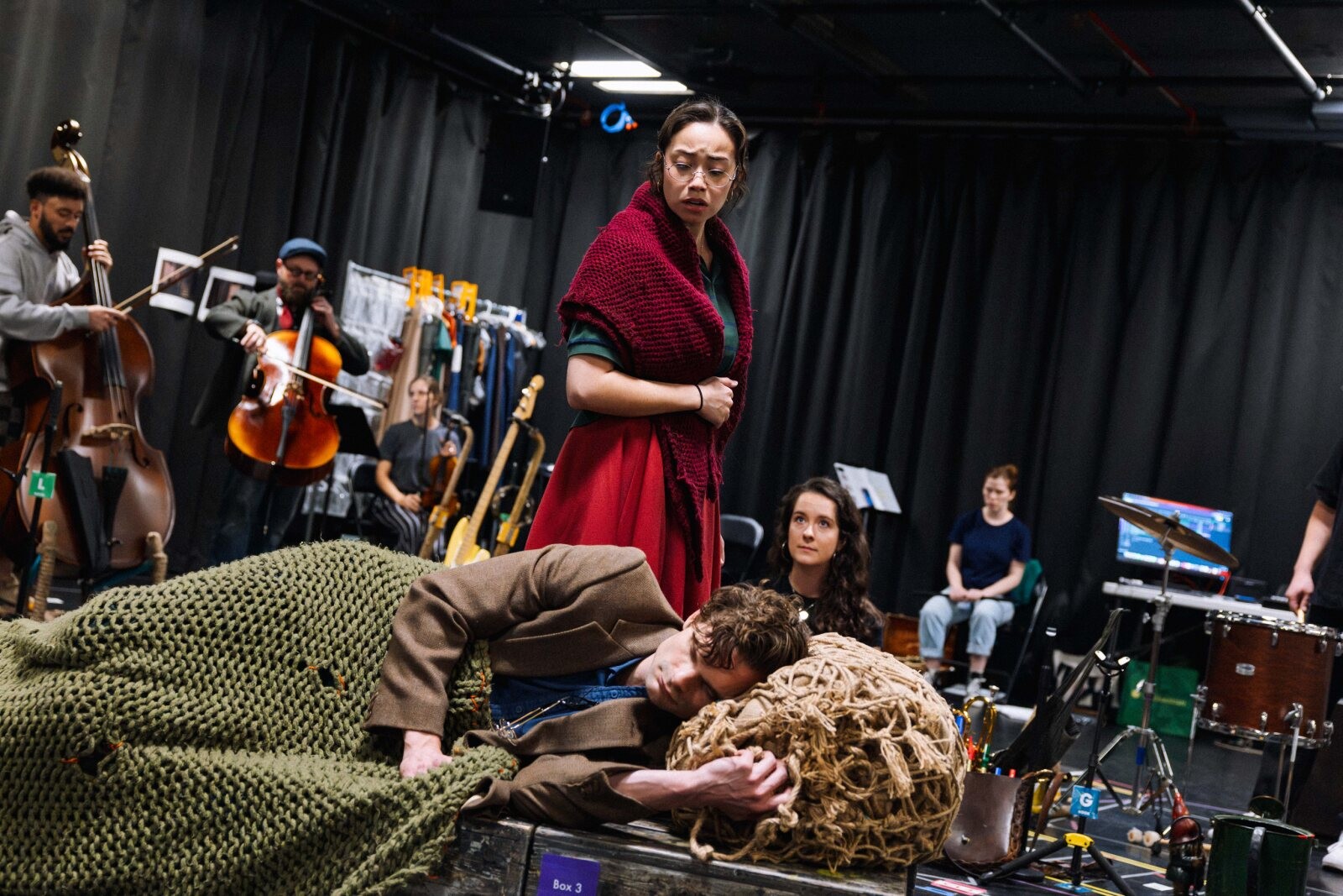 Photos: THE CURIOUS CASE OF BENJAMIN BUTTON in Rehearsal — photo 5 of 11