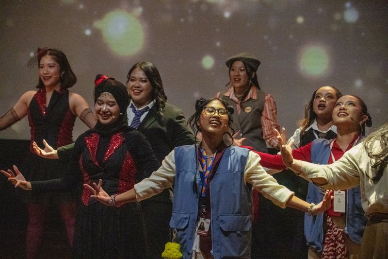 Review: Cantalevia Co. Brings Joyful Nostalgia with ECHOES OF INNOCENCE Image