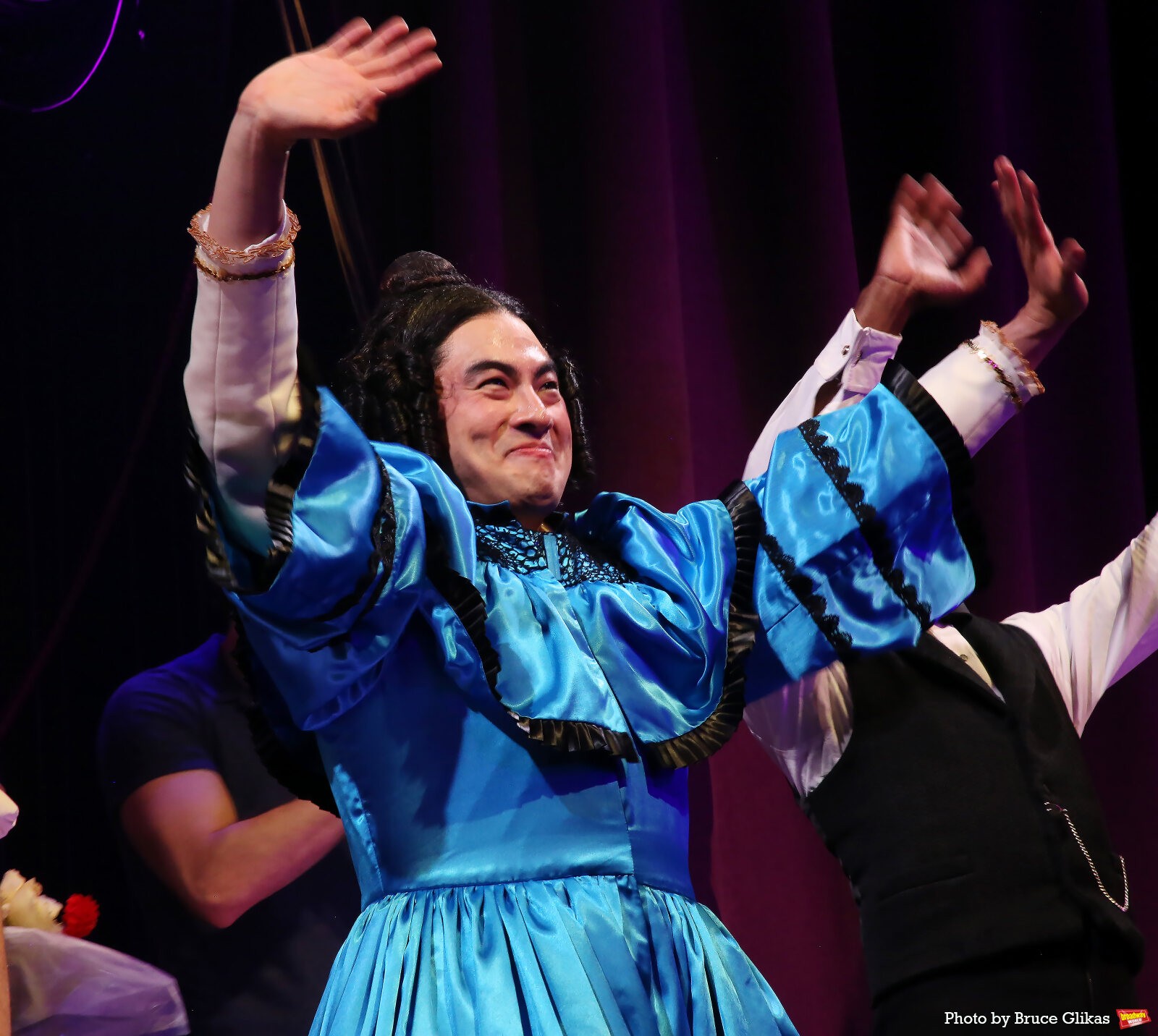 Photos: Bowen Yang Takes First Bows OH, MARY! — photo 13 of 17
