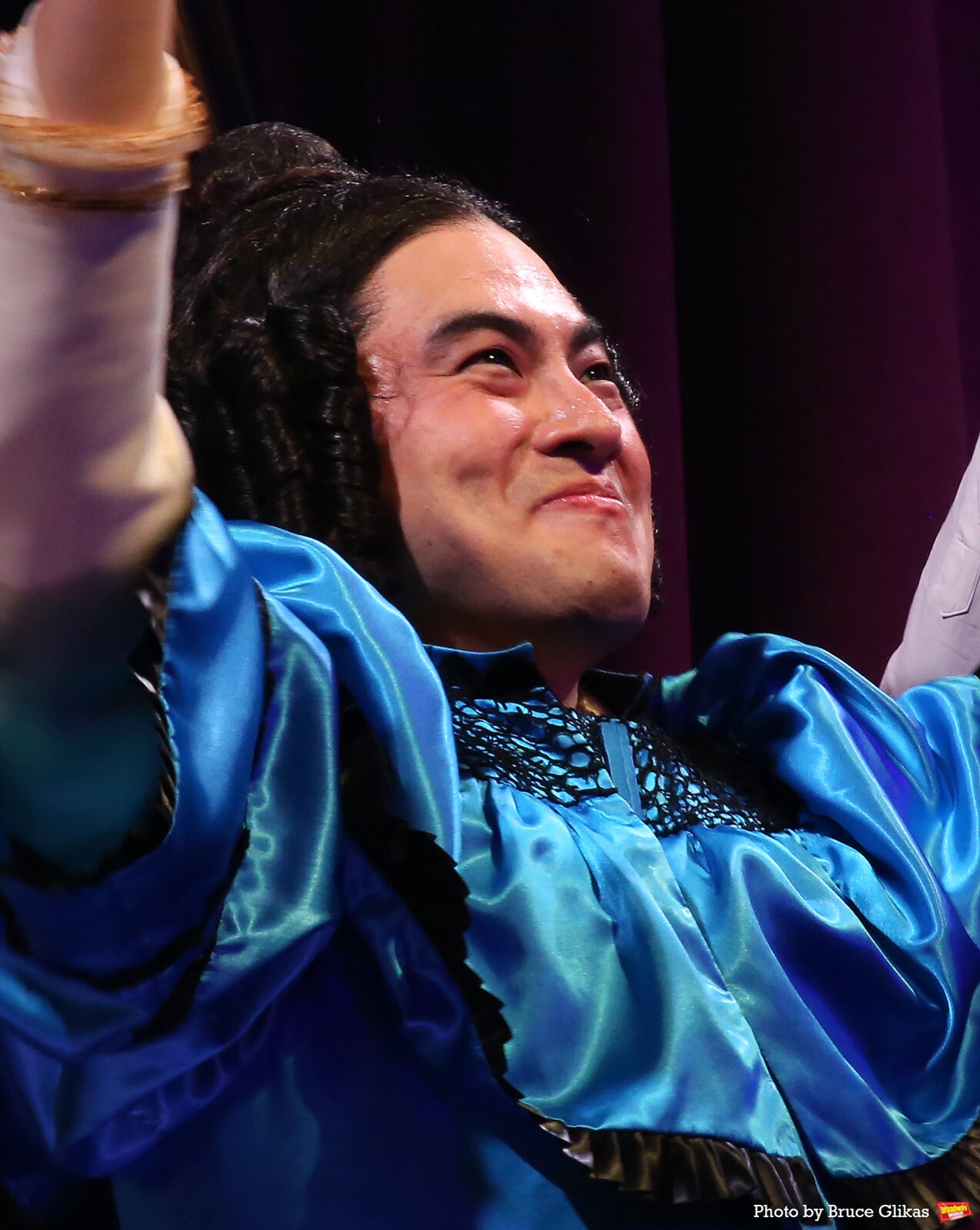 Photos: Bowen Yang Takes First Bows OH, MARY! — photo 14 of 17