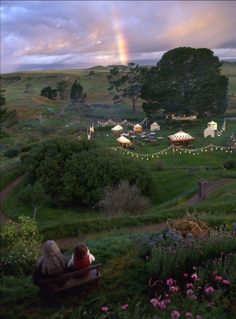 Photos: LORD OF THE RINGS: FELLOWSHIP OF THE RING IN CONCERT to Mark 25th Anniversary — photo 7 of 11