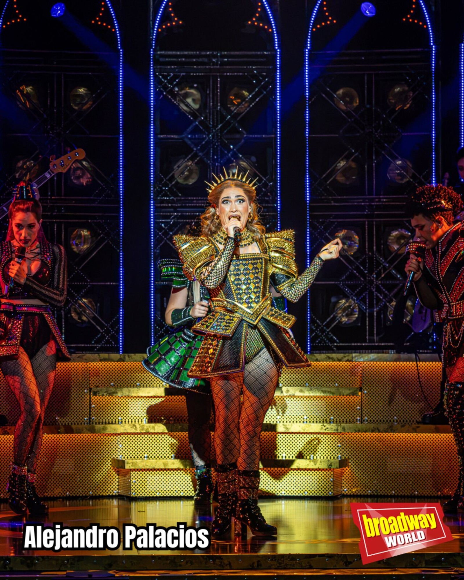 PHOTOS: SIX EL MUSICAL: las seis reinas toman la Gran Vía — photo 6 of 12