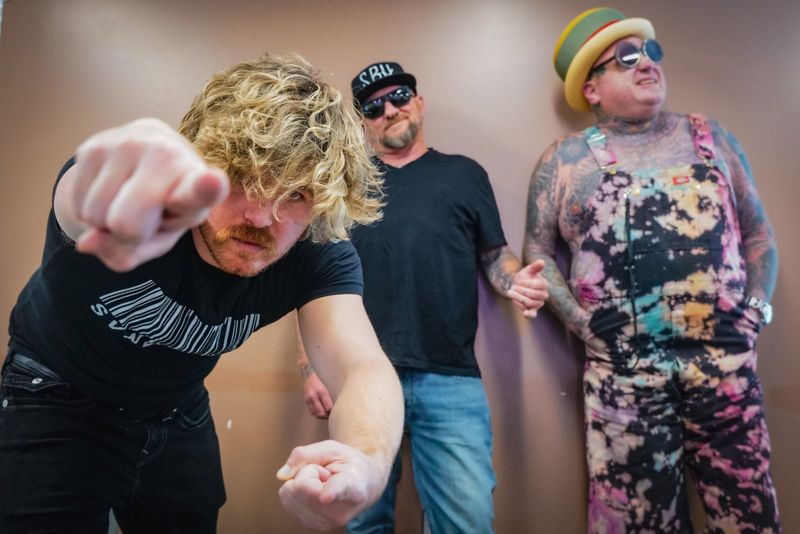 Photos: SUBLIME Releases New F.T.R. Music Video From Until the Sun Explodes — photo 5 of 5
