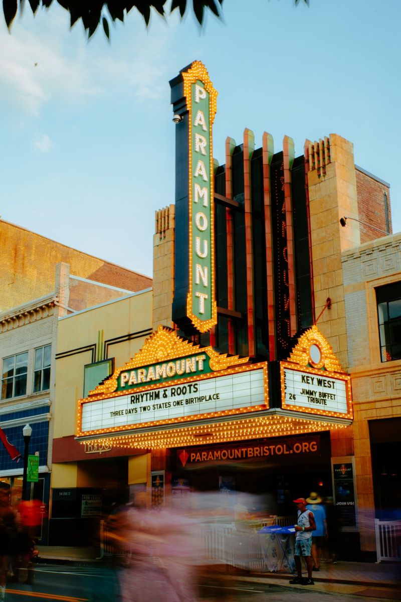 Photos: BRISTOL RHYTHM & ROOTS REUNION Marks 25th Anniversary — photo 23 of 39