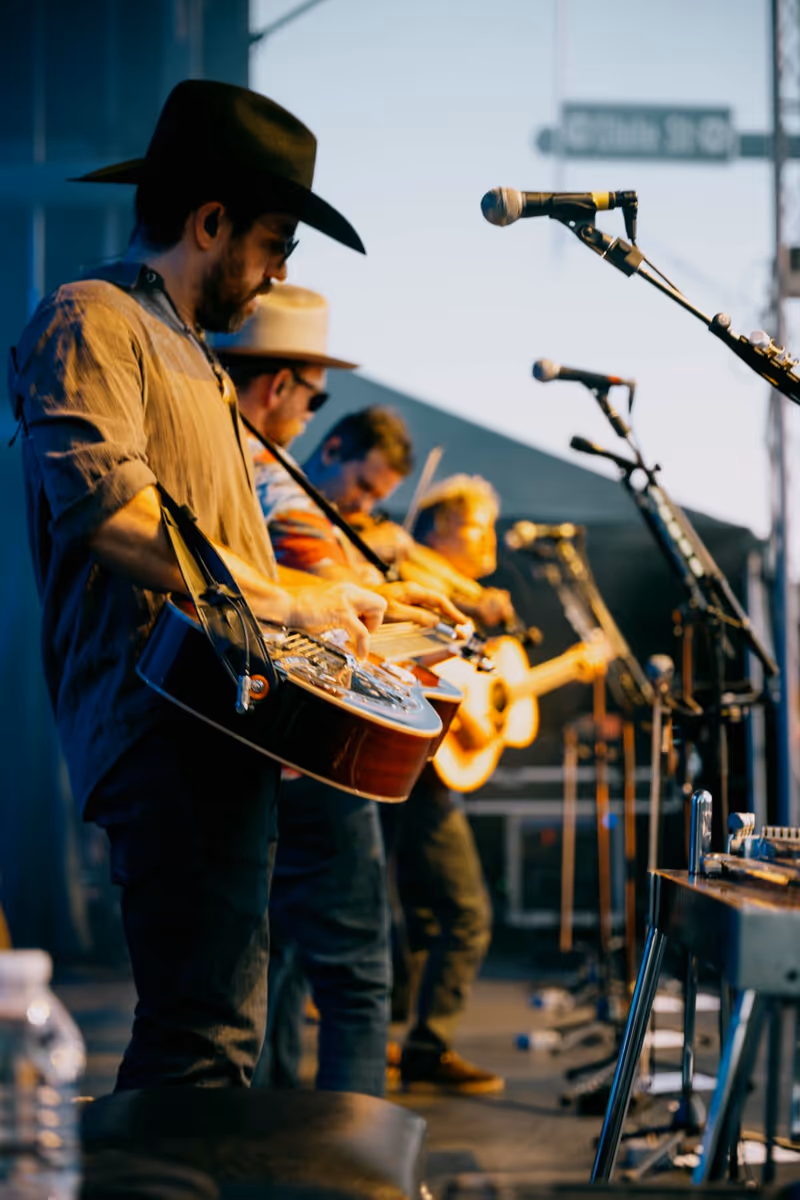 Photos: BRISTOL RHYTHM & ROOTS REUNION Marks 25th Anniversary — photo 12 of 39