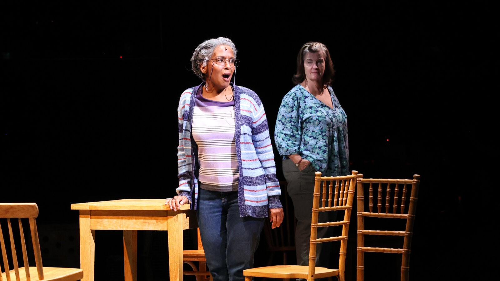 Photos: COME FROM AWAY At North Shore Music Theatre — photo 7 of 12
