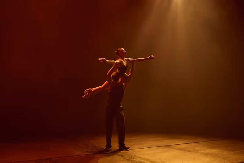 REVIEW: TRIPTYCH, the excellence of when dance connects Image