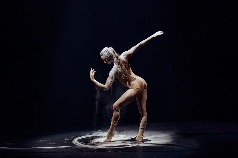REVIEW: TRIPTYCH, the excellence of when dance connects Image