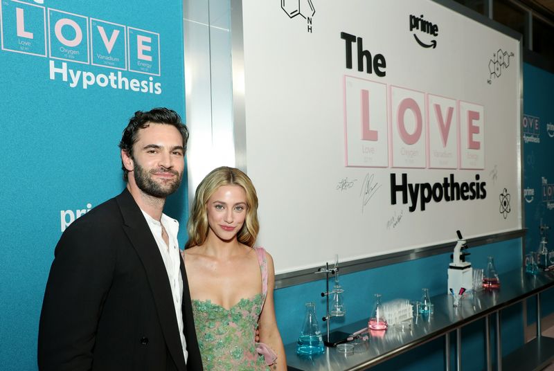 Photos: THE LOVE HYPOTHESIS NY Premiere Draws Lili Reinhart, Tom Bateman — photo 1 of 5