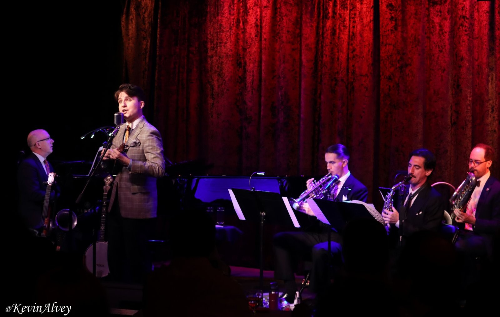 Photos: Bryce Edwards Brings FRIVOLITY HOUR to Birdland — photo 19 of 21