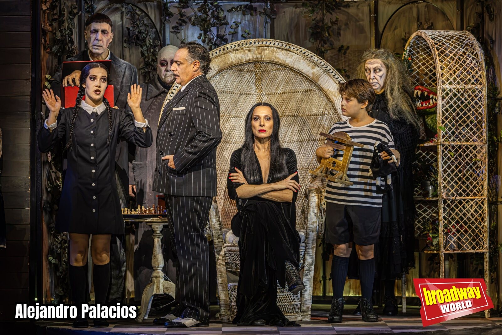 PHOTOS: LA FAMILIA ADDAMS prepara su llegada al Teatro Calderón de Madrid — photo 5 of 11
