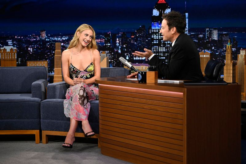 Photos: THE TONIGHT SHOW STARRING Jimmy Fallon Features Tom Cruise, Lili Reinhart, Suki Waterhouse — photo 3 of 4