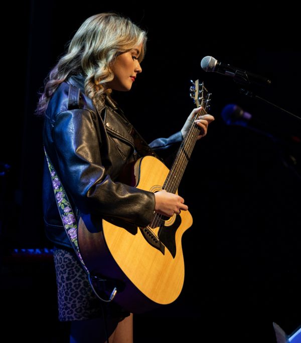 Eden Taylor Photo