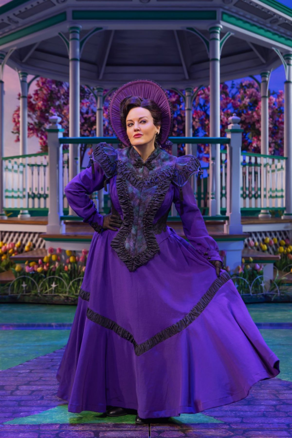 Jennifer Simard at Photos: Jennifer Simard Joins SCHMIGADOON! As 'Mildred Layton'