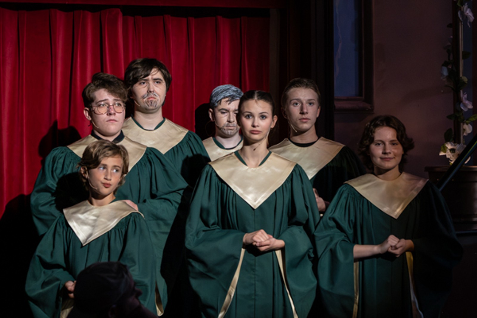 Photos: First look at MTVarts green cast of THE WIZARD OF OZ — photo 22 of 37