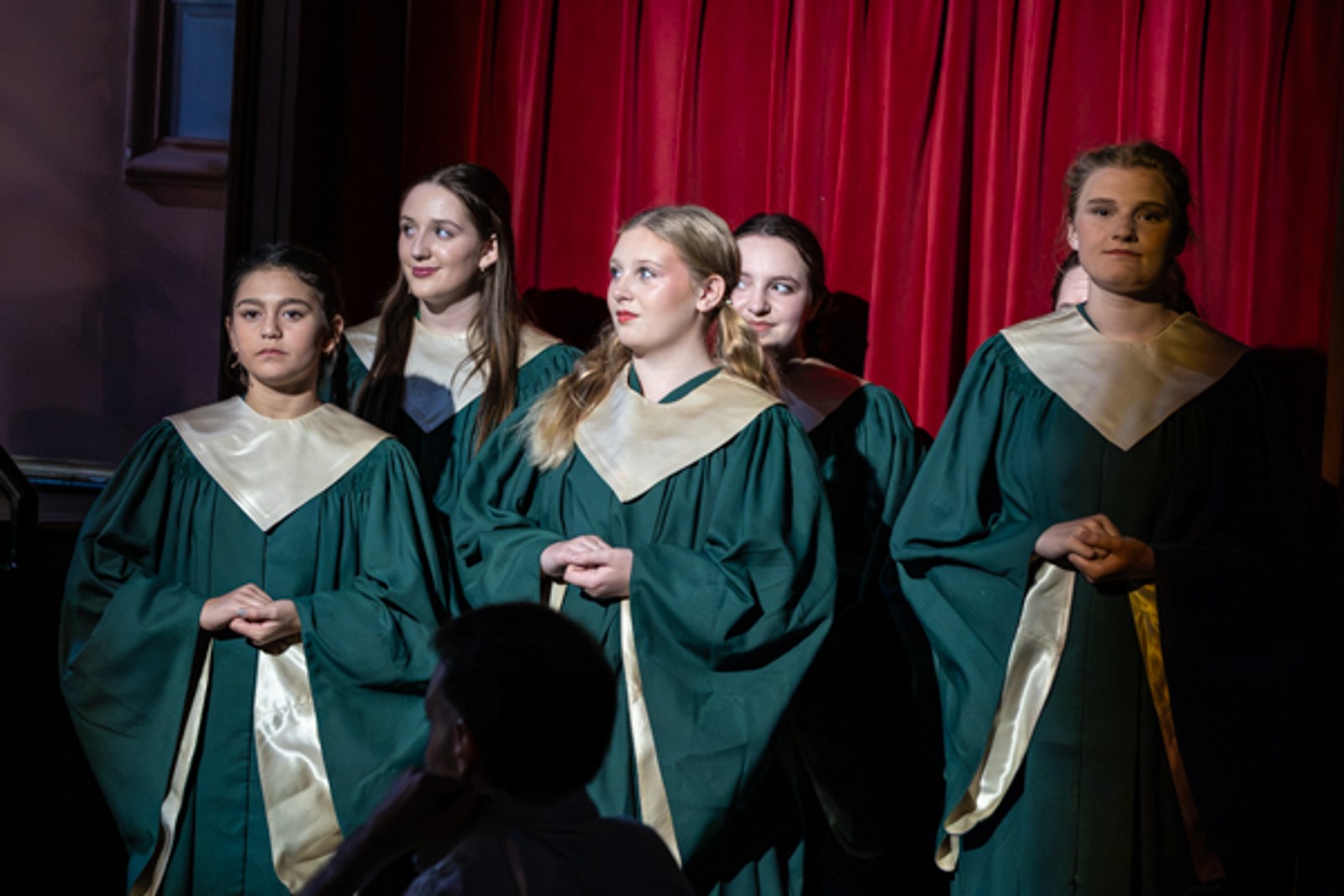 Photos: First look at MTVarts green cast of THE WIZARD OF OZ — photo 23 of 37