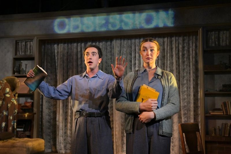 Review: THE GLASS MENAGERIE at Center Rep Image