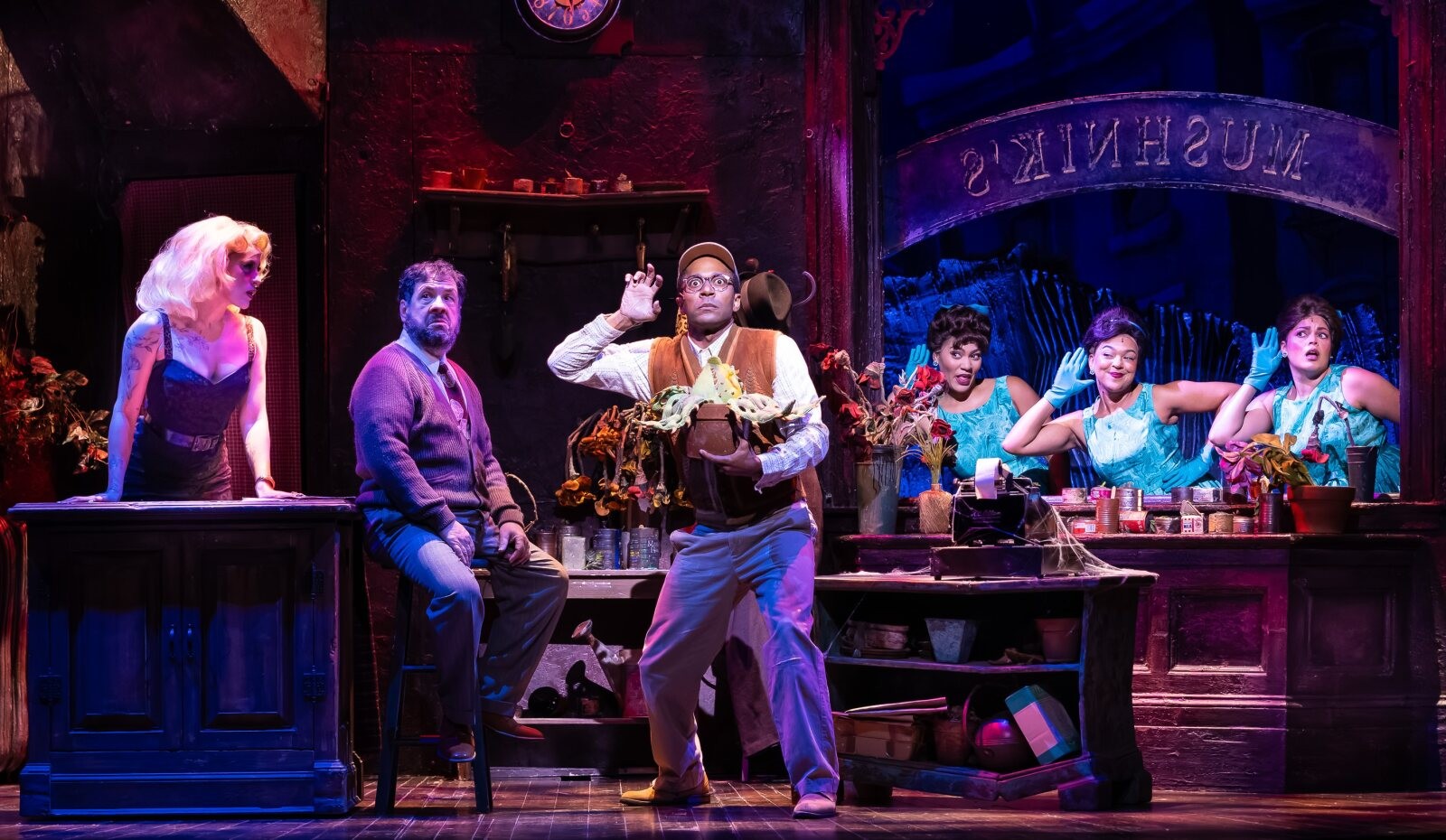 Photos: First Look At LITTLE SHOP OF HORRORS At La Mirada Theatre — photo 14 of 17