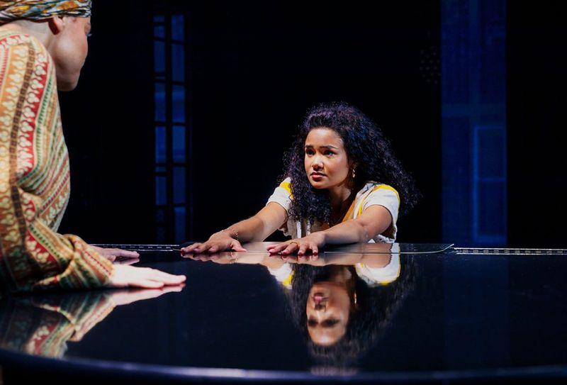 Review: HELL'S KITCHEN at Blumenthal Performing Arts Image