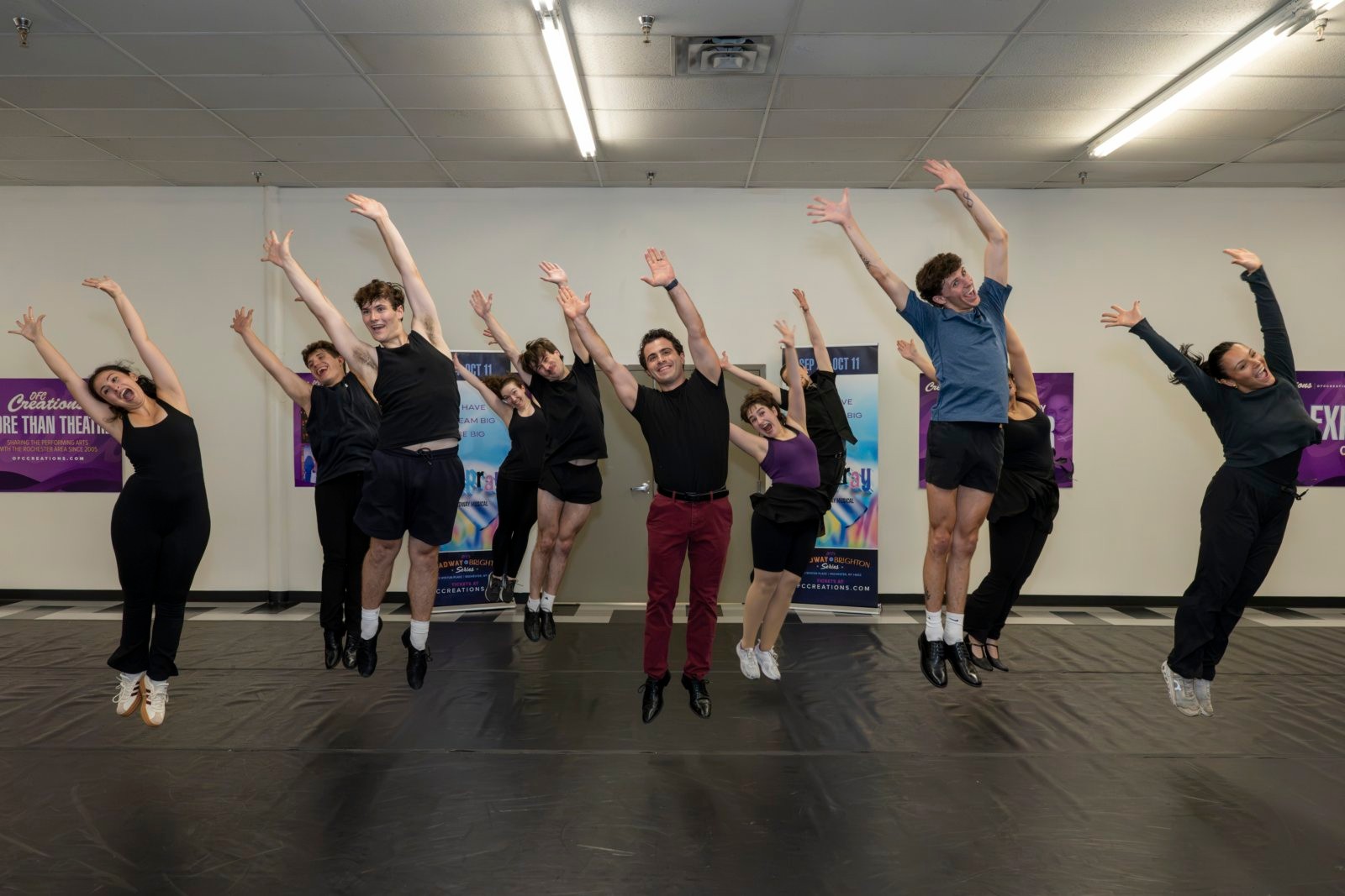 Photos: HAIRSPRAY to Open at OFC Creations Theatre Center — photo 6 of 6