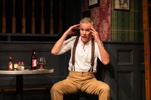 Tony Estrella @ BroadwayWorld Tony Estrella Photo