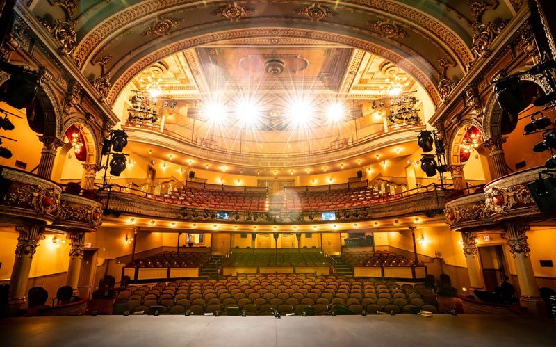 Feature: THE FULTON THEATRE at Lancaster, PA Image