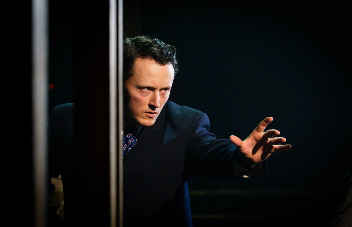 Simon Oskarsson at Photos: Emma Rice’s NORTH BY NORTHWEST at American Conservatory Theater