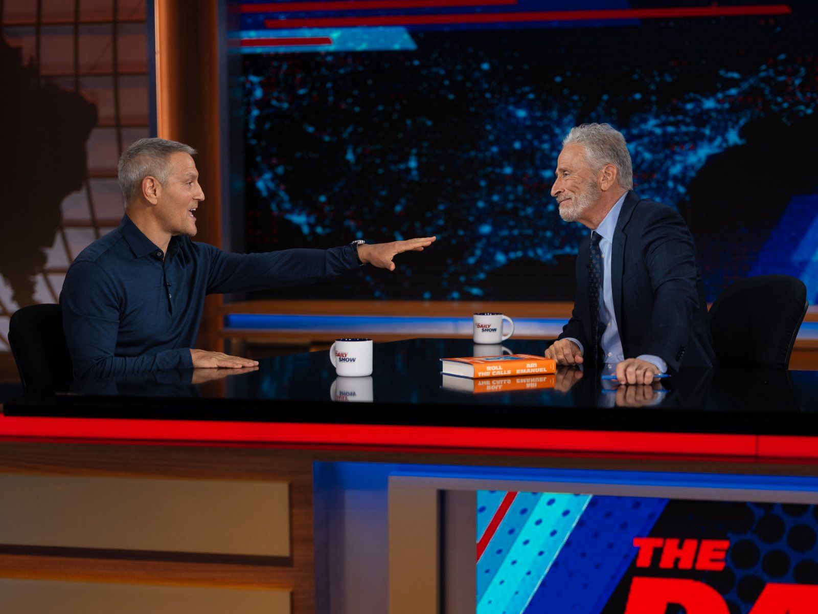 Photos: THE DAILY SHOW with Jon Stewart Returns to Comedy Central — photo 3 of 5