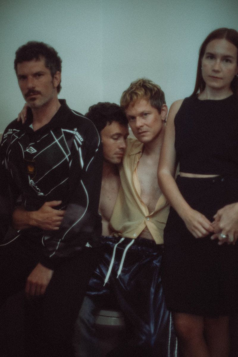 Photos: Perfume Genius to Premiere THE LESSON in Los Angeles Feb 18 — photo 15 of 20