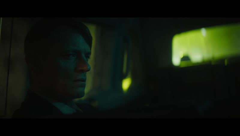 Photos: THE BEAST Trailer Features Samuel L. Jackson, Joel Kinnaman — photo 18 of 22
