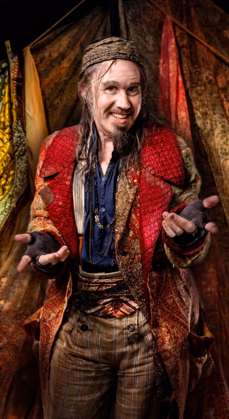 Photo: Matt Lucas As 'Fagin' In OLIVER! in the West End — photo 1 of 1