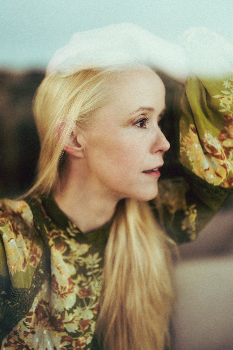 Photos: Tina Dico and Emilíana Torrini Collaborate on Single THIS FIRE! — photo 5 of 5