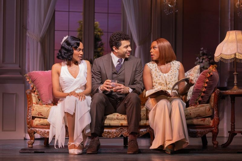 Don’t Miss the Party: 10 Reasons to See THE GREAT GATSBY on Broadway Image