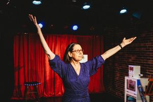 Pam Dickler @ BroadwayWorld Pam Dickler Photo