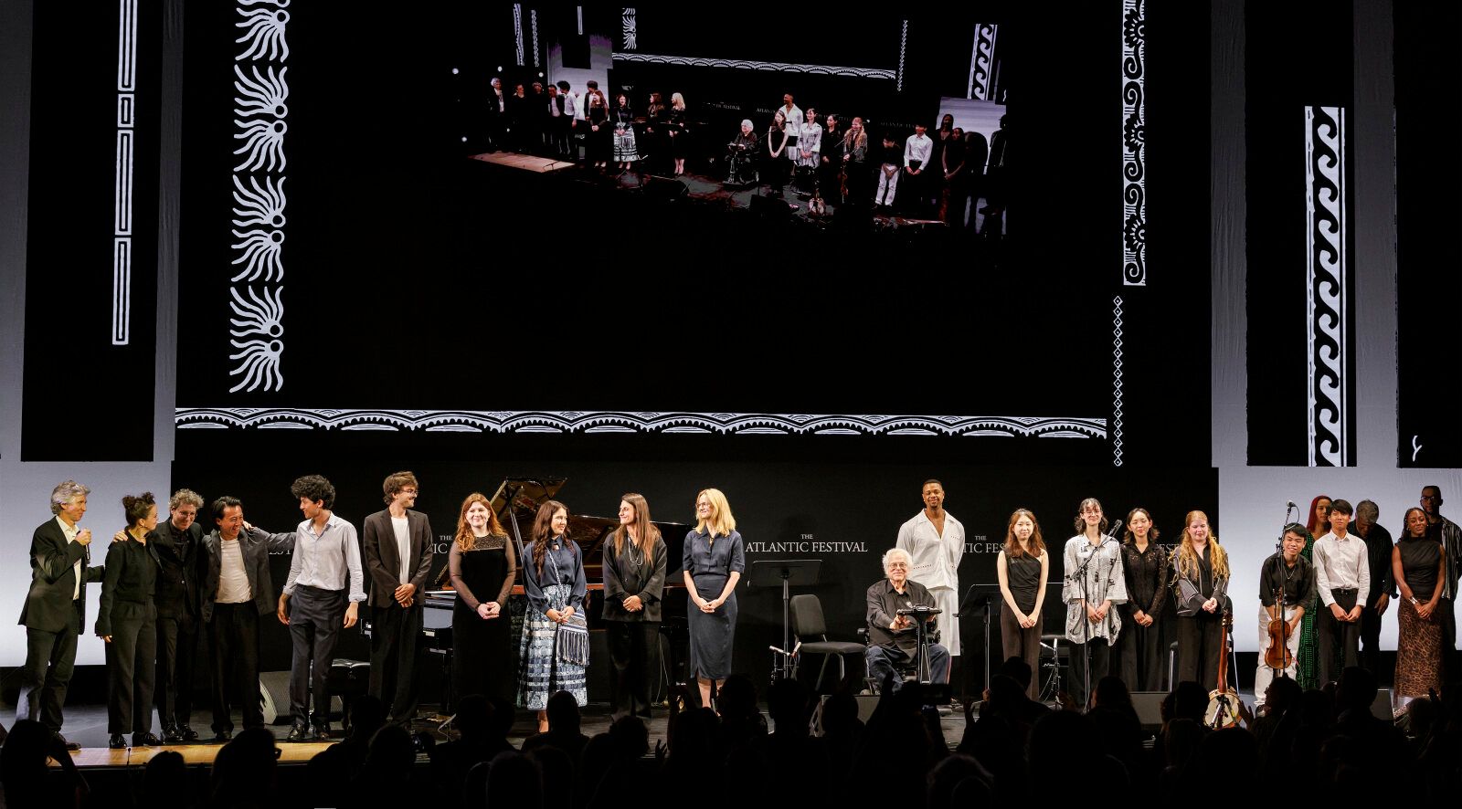 Photos: Laura Linney, Rhiannon Giddens, Itzhak Perlman and More at A SOUNDTRACK OF A NATION — photo 1 of 20