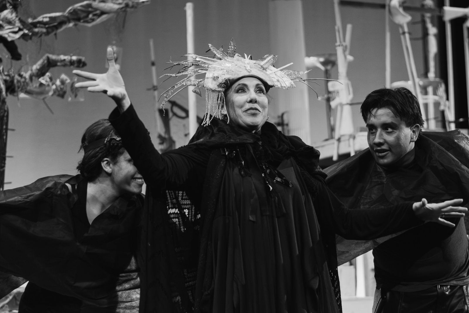 Photos: First Look at Full Circle Players’ Post-Apocalyptic TITUS ANDRONICUS — photo 17 of 20
