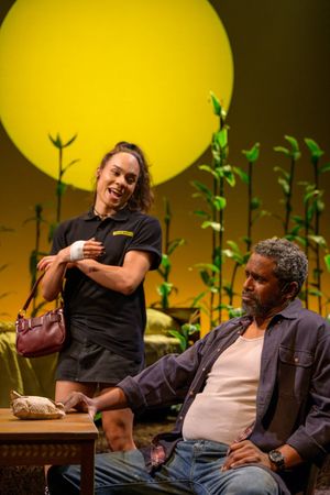 Samora de la Brisa and Lindsay Smiling @ BroadwayWorld Samora de la Brisa and Lindsay Smiling Photo