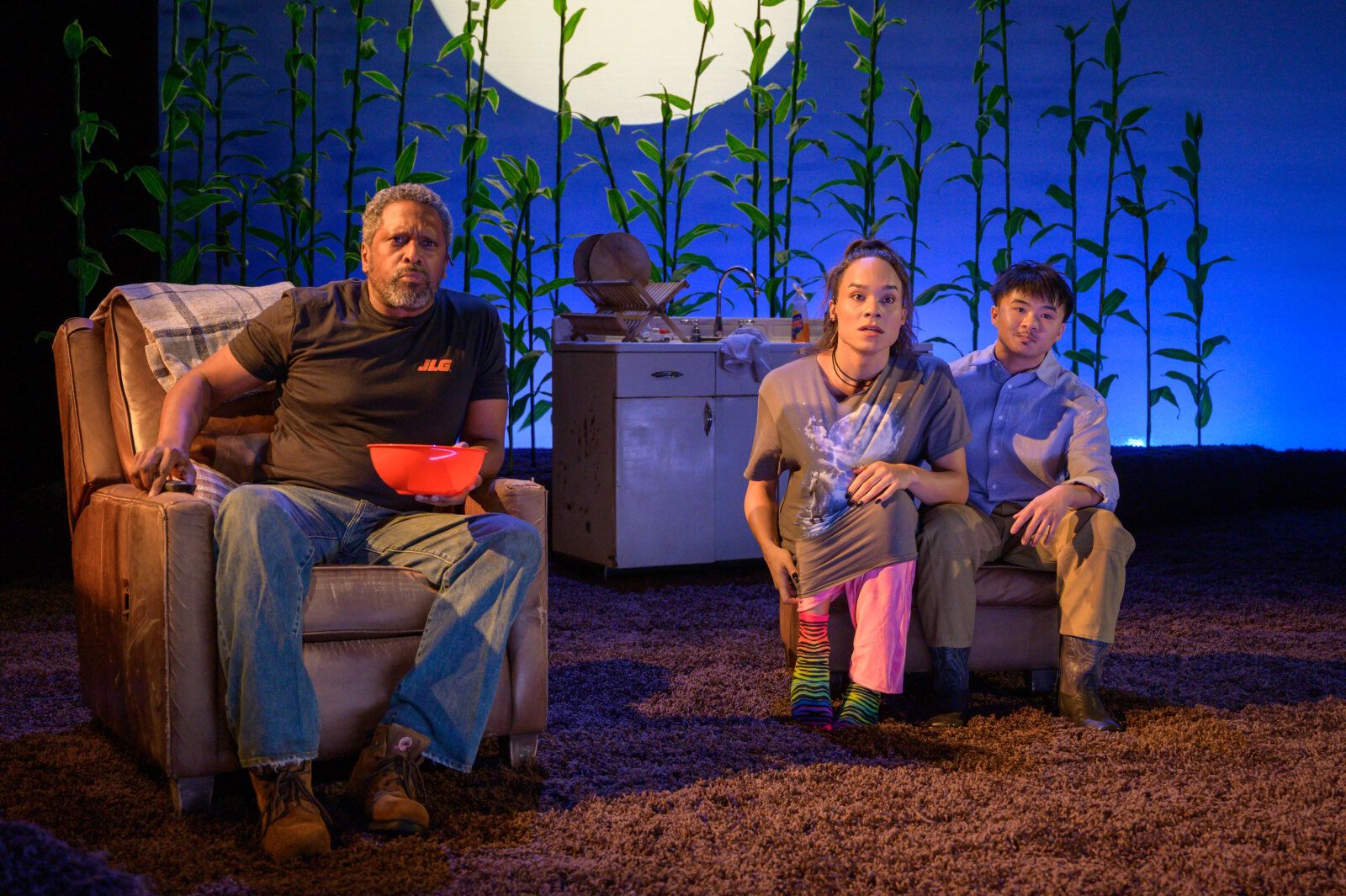 Photos: HORSEGIRL & COWDADDY is Now Playing at the Wilma Theater — photo 9 of 14