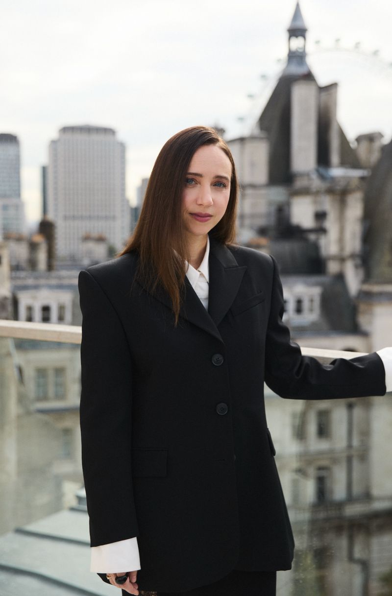 Photos: EAST OF EDEN Cast Gathers in London for Netflix Series Premiere — photo 5 of 8