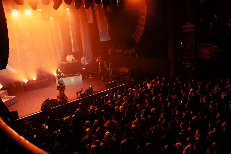 Photos: Zeyne Concludes AWDA Europe & UK Tour Through September — photo 15 of 35