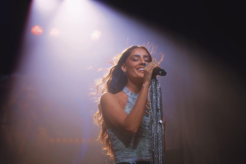 Photos: Zeyne Concludes AWDA Europe & UK Tour Through September — photo 27 of 35