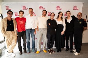 The cast with Gordan Greenberg and Scott Elliott @ BroadwayWorld The cast with Gordan Greenberg and Scott Elliott Photo